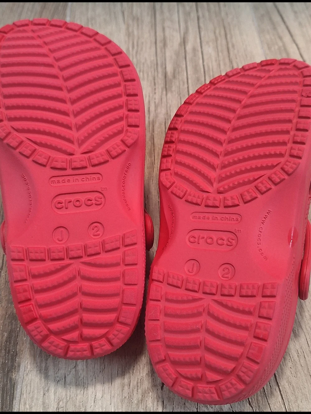 Crocs Kids Classic Clogs Red Slip-On Shoes Size J2
